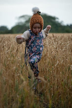 Load image into Gallery viewer, Knitted jumper, orange pumpkin crochet hat, Halloween handmade romper with pumpkins, witches and clowns.
