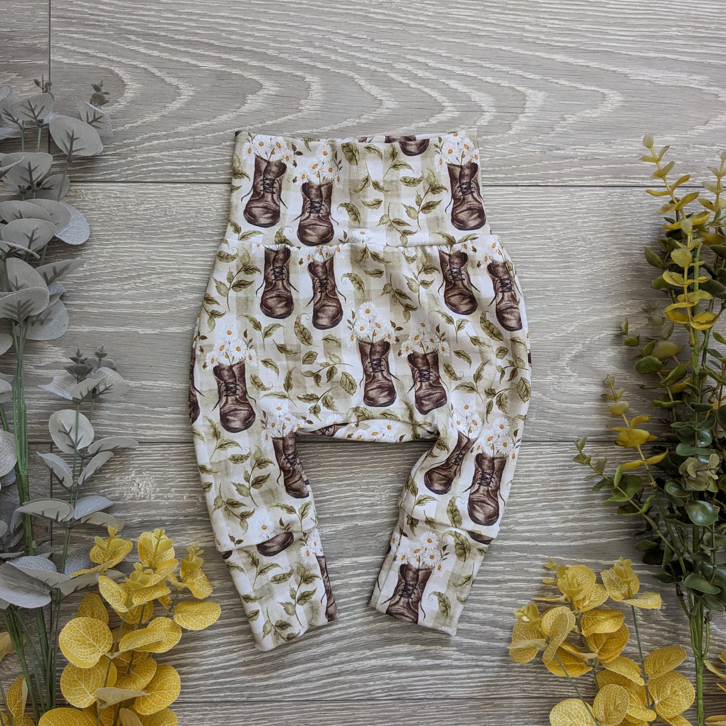 Premade trousers and shorts SALE - Sunshine and Raebows