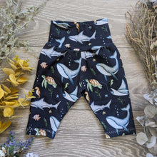 Load image into Gallery viewer, Cycling Winnie shorts - Sunshine and Raebows