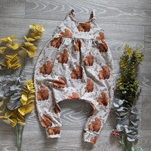 Load image into Gallery viewer, Napa romper - Sunshine and Raebows