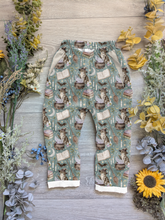 Load image into Gallery viewer, The apprentice Vintage trousers with elastic in band - Sunshine and Raebows