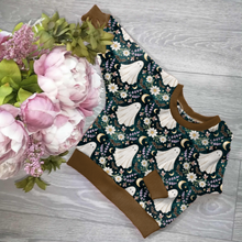 Load image into Gallery viewer, Halloween the Louie Sweater - Sunshine and Raebows
