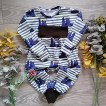 Load image into Gallery viewer, The boxy Tee - Sunshine and Raebows
