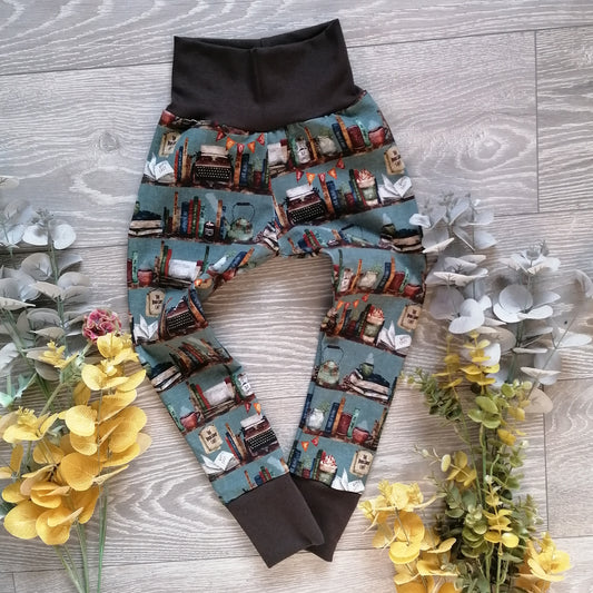 The bookshop cafe Winnie Leggings - Sunshine and Raebows