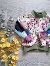 Load image into Gallery viewer, Oversized sweater - Sunshine and Raebows
