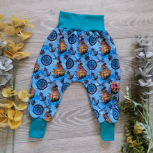 Load image into Gallery viewer, Ready to buy - 6m up to 18m - Sunshine and Raebows
