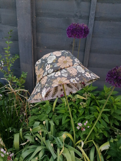 bucket hats - Sunshine and Raebows