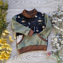 Load image into Gallery viewer, Pocket sweater - Sunshine and Raebows
