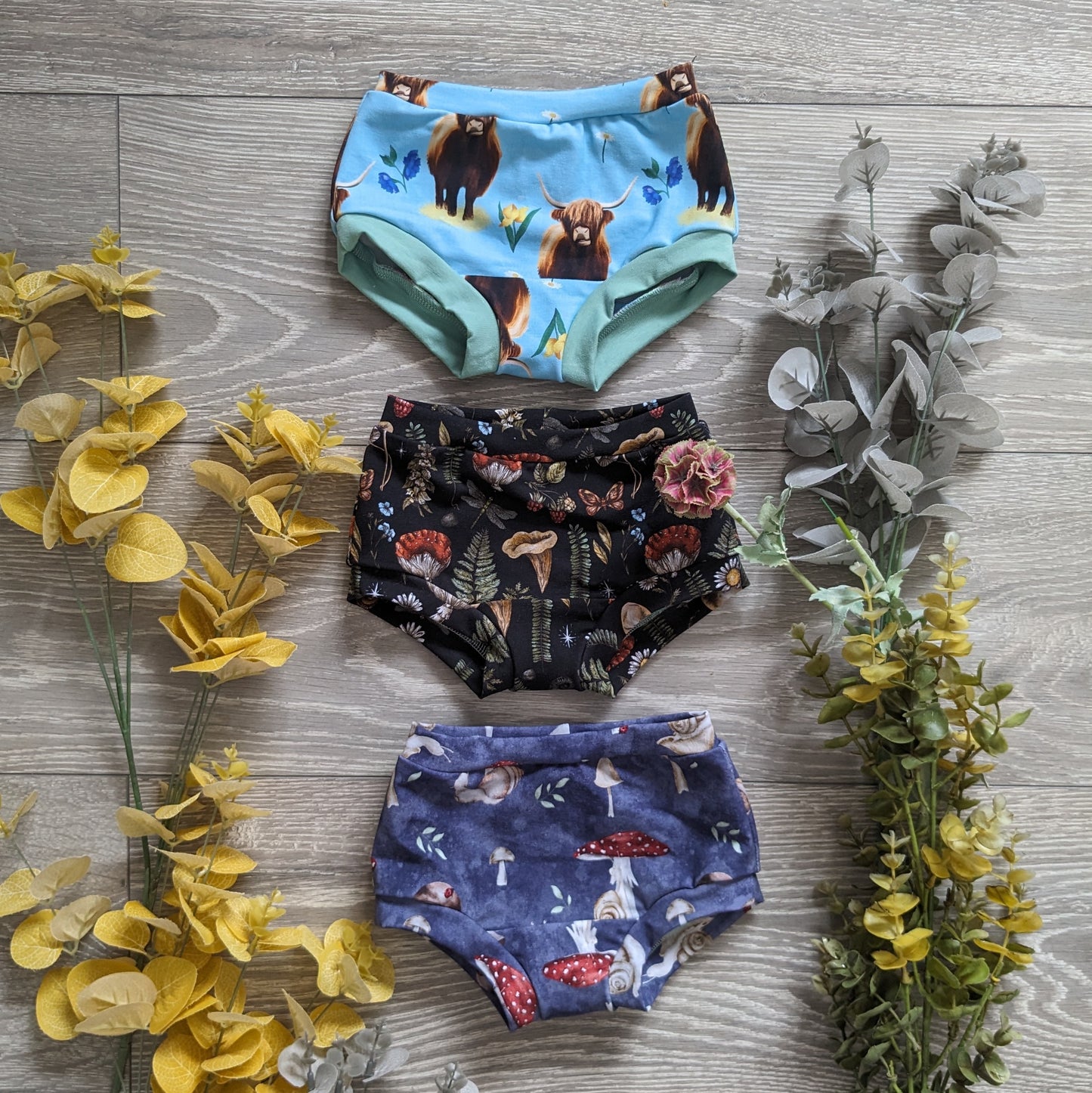 mystery 3 pack underwear - Sunshine and Raebows