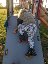 Load image into Gallery viewer, Willow pants/shorts - Sunshine and Raebows
