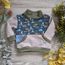 Load image into Gallery viewer, Pocket sweater - Sunshine and Raebows
