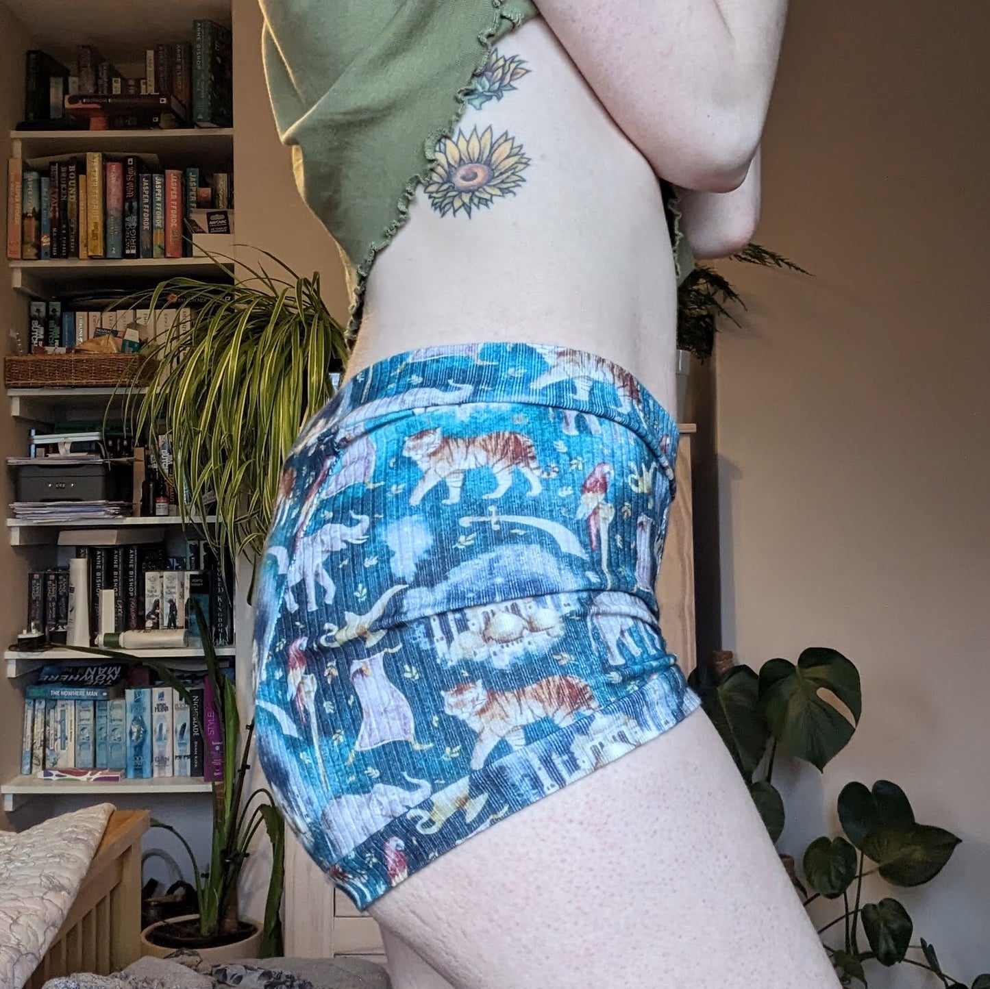 Adult Cutie booty boxers - Sunshine and Raebows