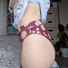 Load image into Gallery viewer, Adult knickers - Sunshine and Raebows
