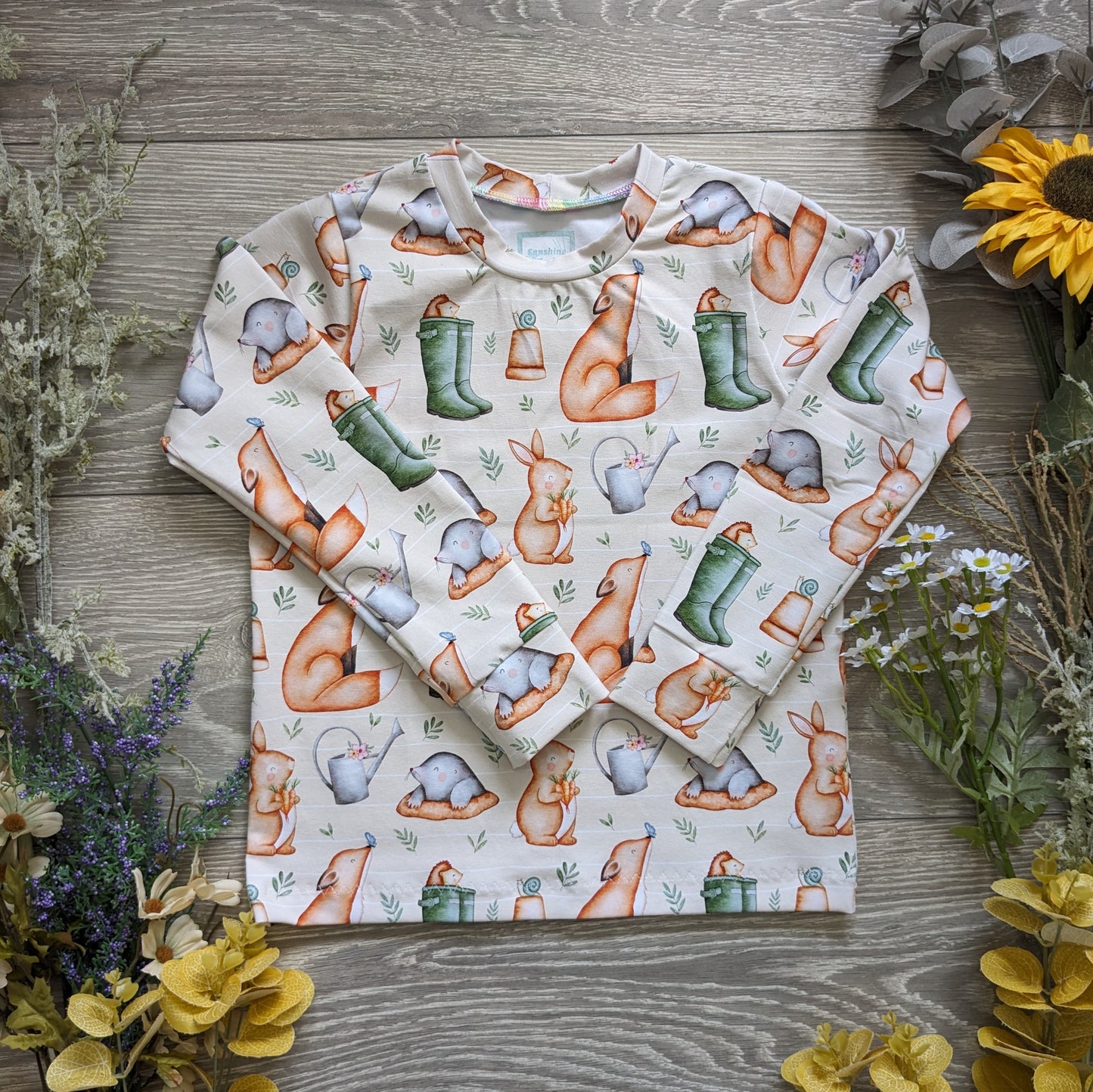 The Declan tee - Sunshine and Raebows