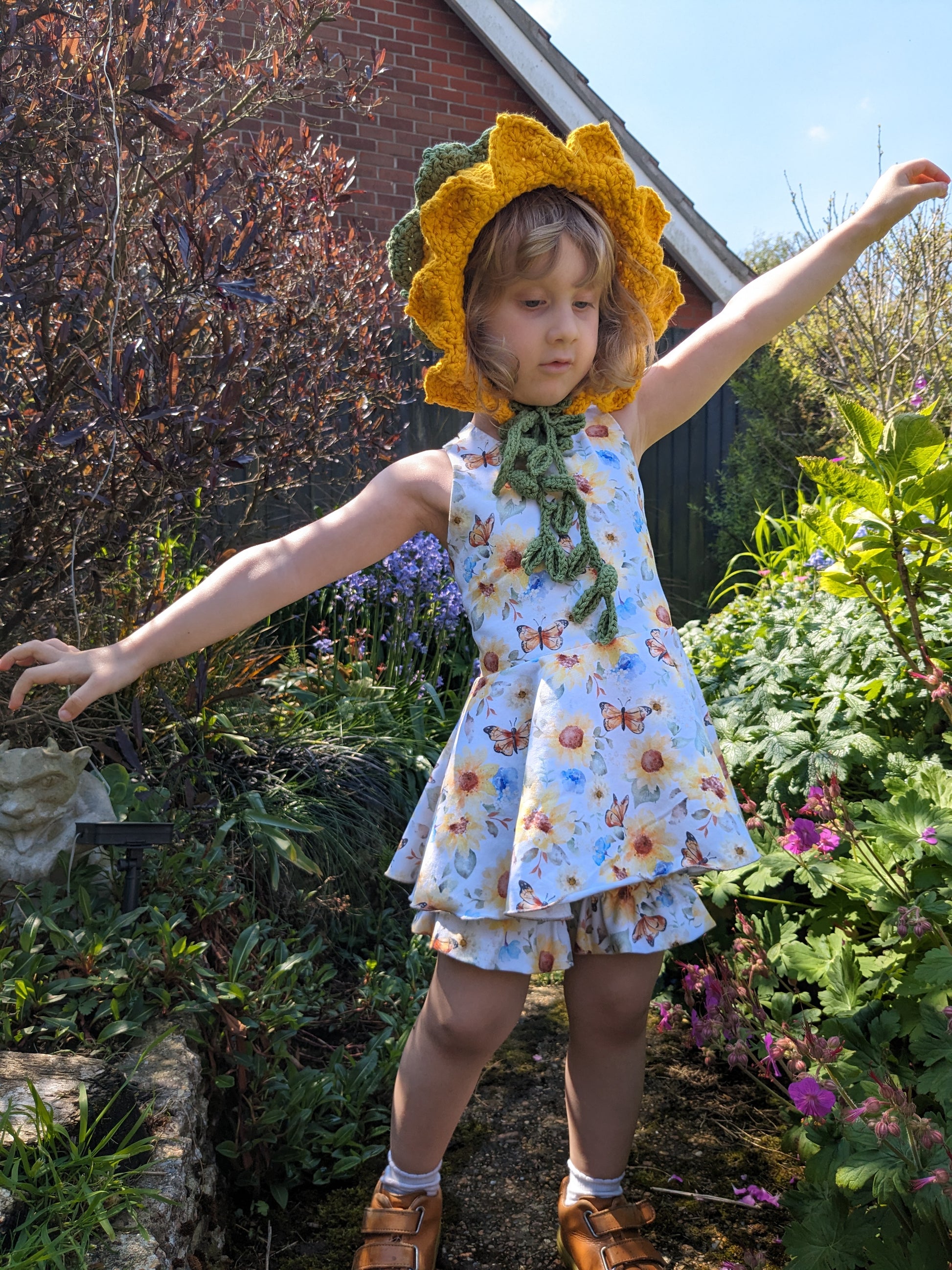 Daisy peplum strap top - Sunshine and Raebows