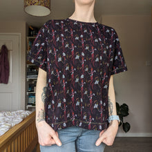 Load image into Gallery viewer, Pre-orders - adult boxy tee short sleeve - Sunshine and Raebows
