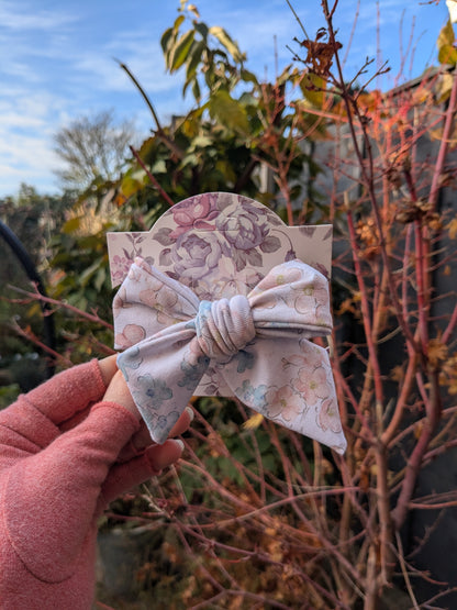 Hair bows on crocodile clips - Sunshine and Raebows