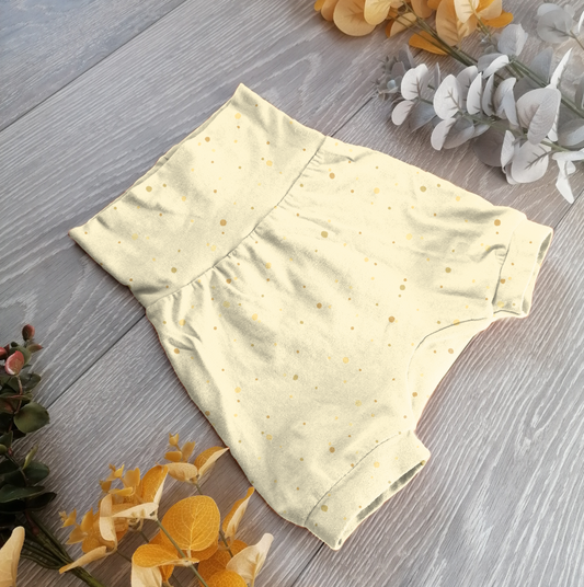 Dots Willow pants/shorts (gusset and gussetless) - Sunshine and Raebows