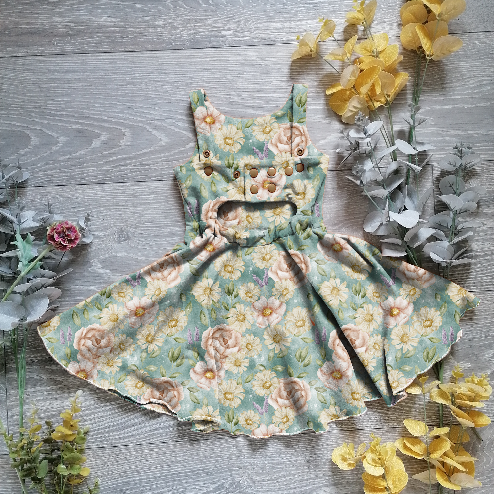 preorder- vintage...ish - Sunshine and Raebows