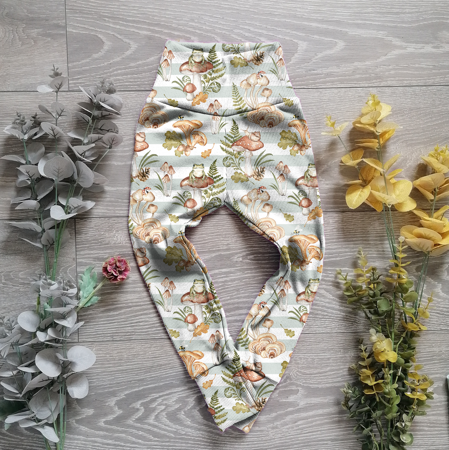 Preorder - bugs and nature - Sunshine and Raebows