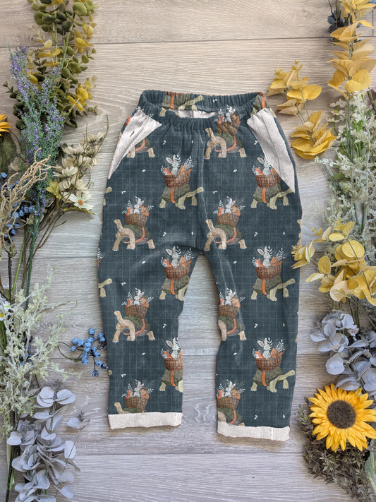 A slow spring morning Vintage trousers with elastic in band