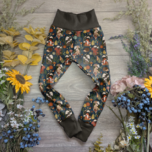 Load image into Gallery viewer, Autumn Winnie Leggings - Sunshine and Raebows
