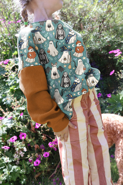 Halloween Oversized sweater/hoodie - Sunshine and Raebows