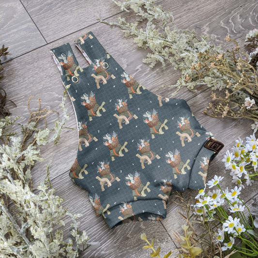 A slow spring morning Edith Dungarees - short