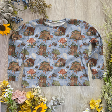 Load image into Gallery viewer, Acorn homes Oversized Ozzie tee - Sunshine and Raebows
