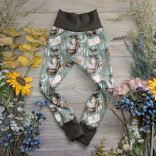 Load image into Gallery viewer, The apprentice Winnie Leggings - Sunshine and Raebows

