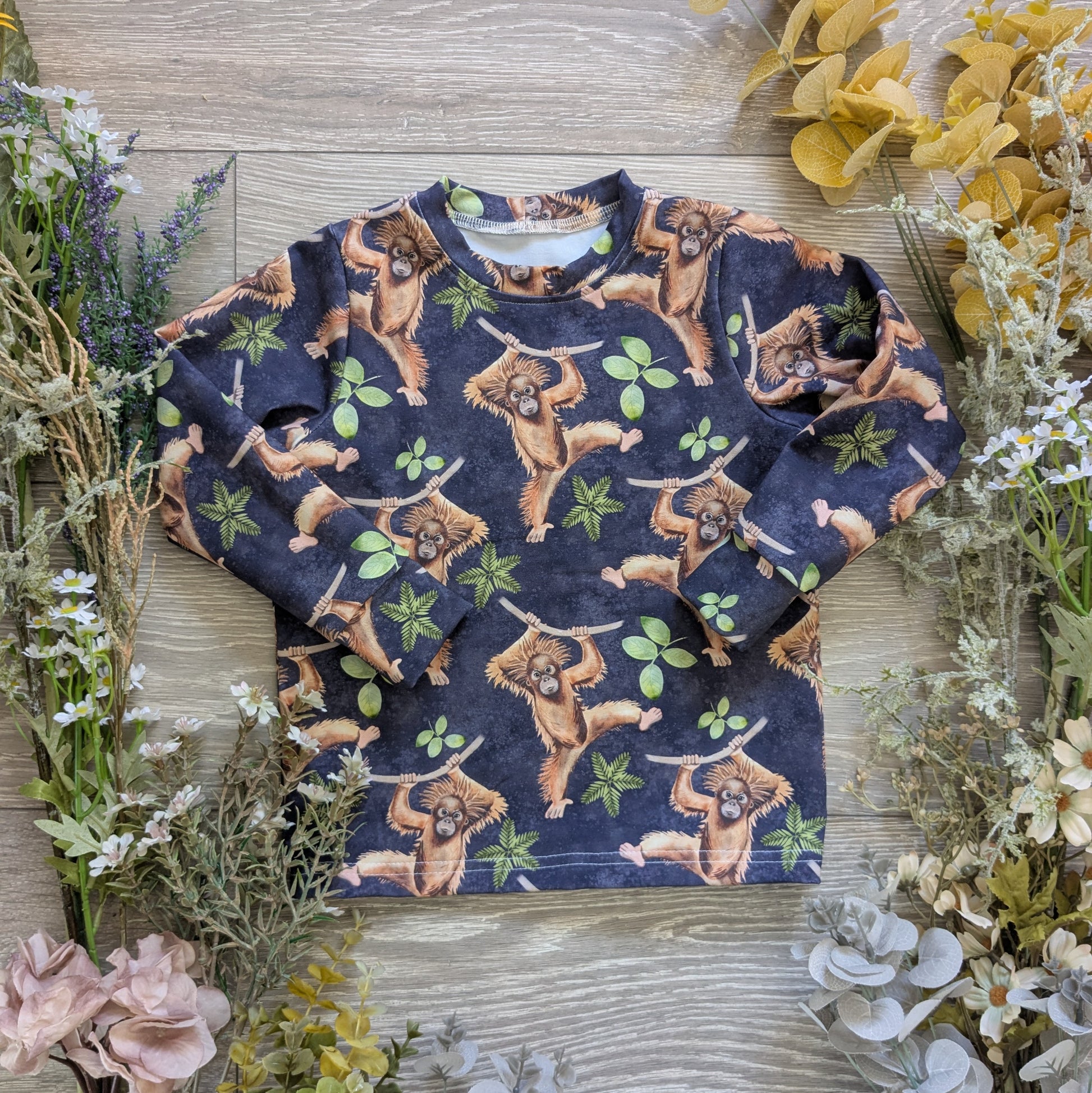 King of the swingers Declan tee - Sunshine and Raebows