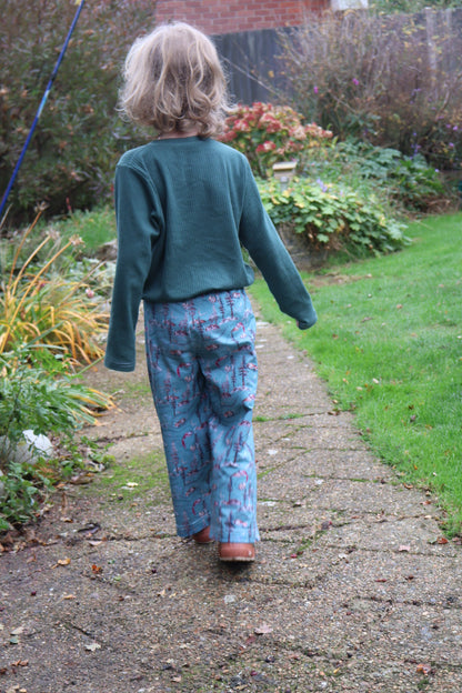 Plain ribbed tee and leggings