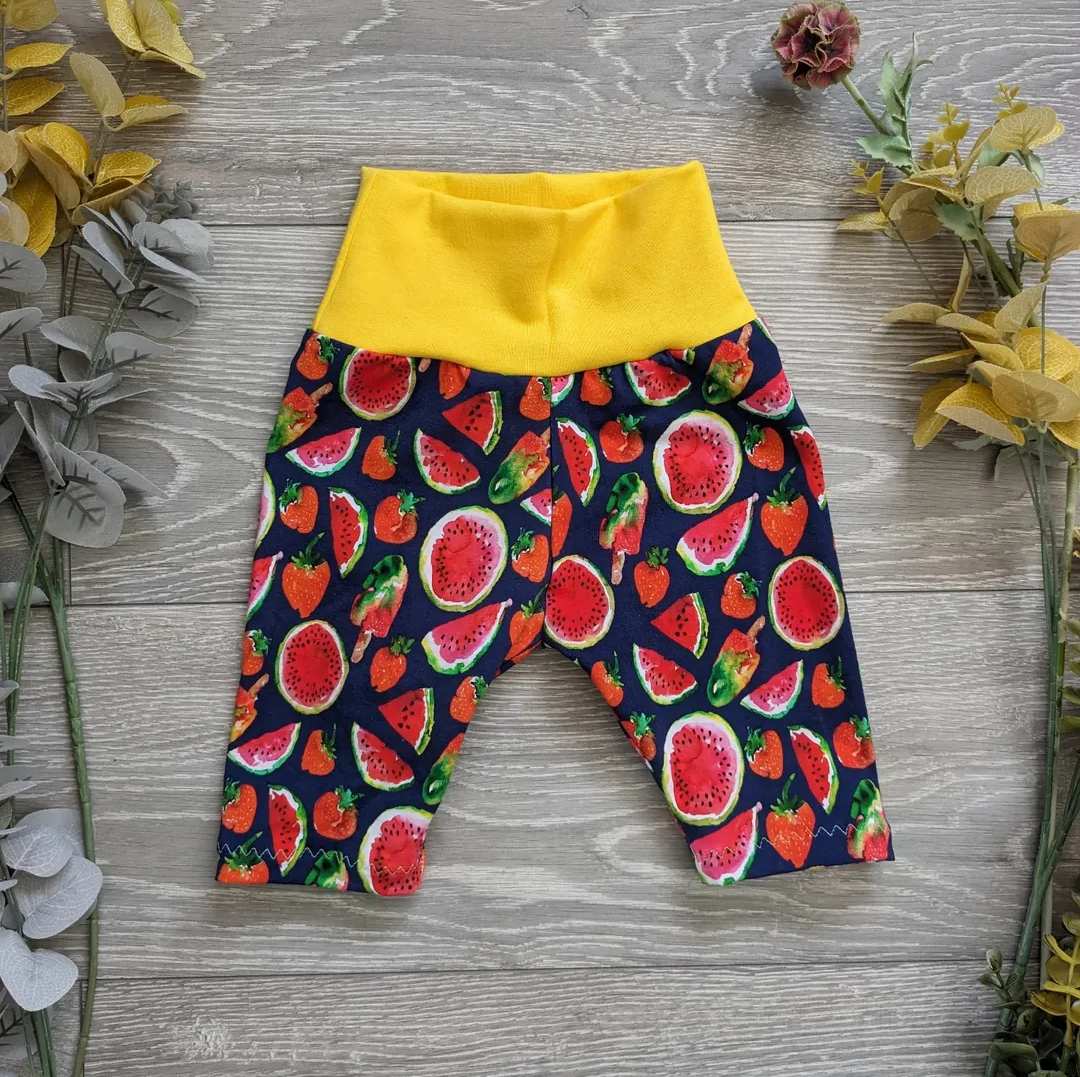 Premade - shorts all sizes - Sunshine and Raebows
