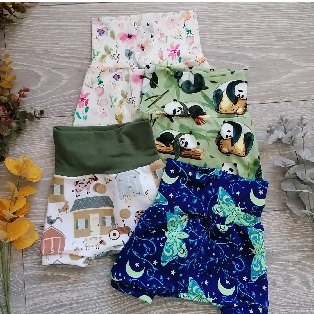 Premade - shorts all sizes - Sunshine and Raebows