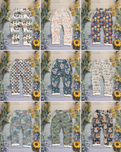 Load image into Gallery viewer, A little bit of everyday prints Vintage trousers with elastic in band
