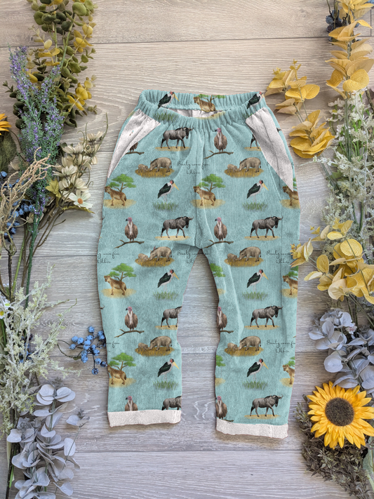 The beautiful five Vintage trousers with elastic in band