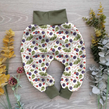 Load image into Gallery viewer, Autumn The Legend Harems - Sunshine and Raebows
