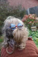 Load image into Gallery viewer, Vinyl bows - Sunshine and Raebows
