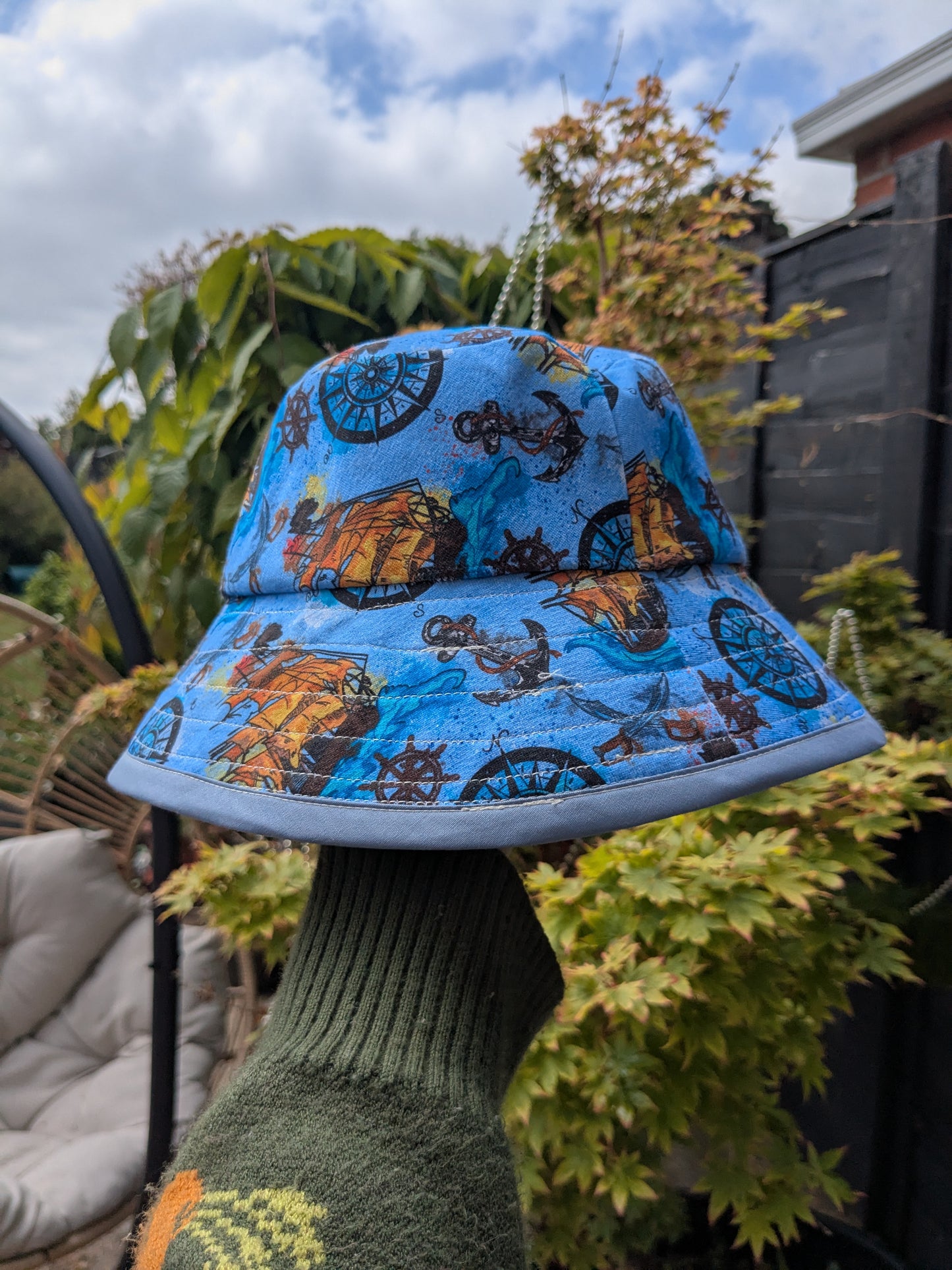 bucket hats - Sunshine and Raebows