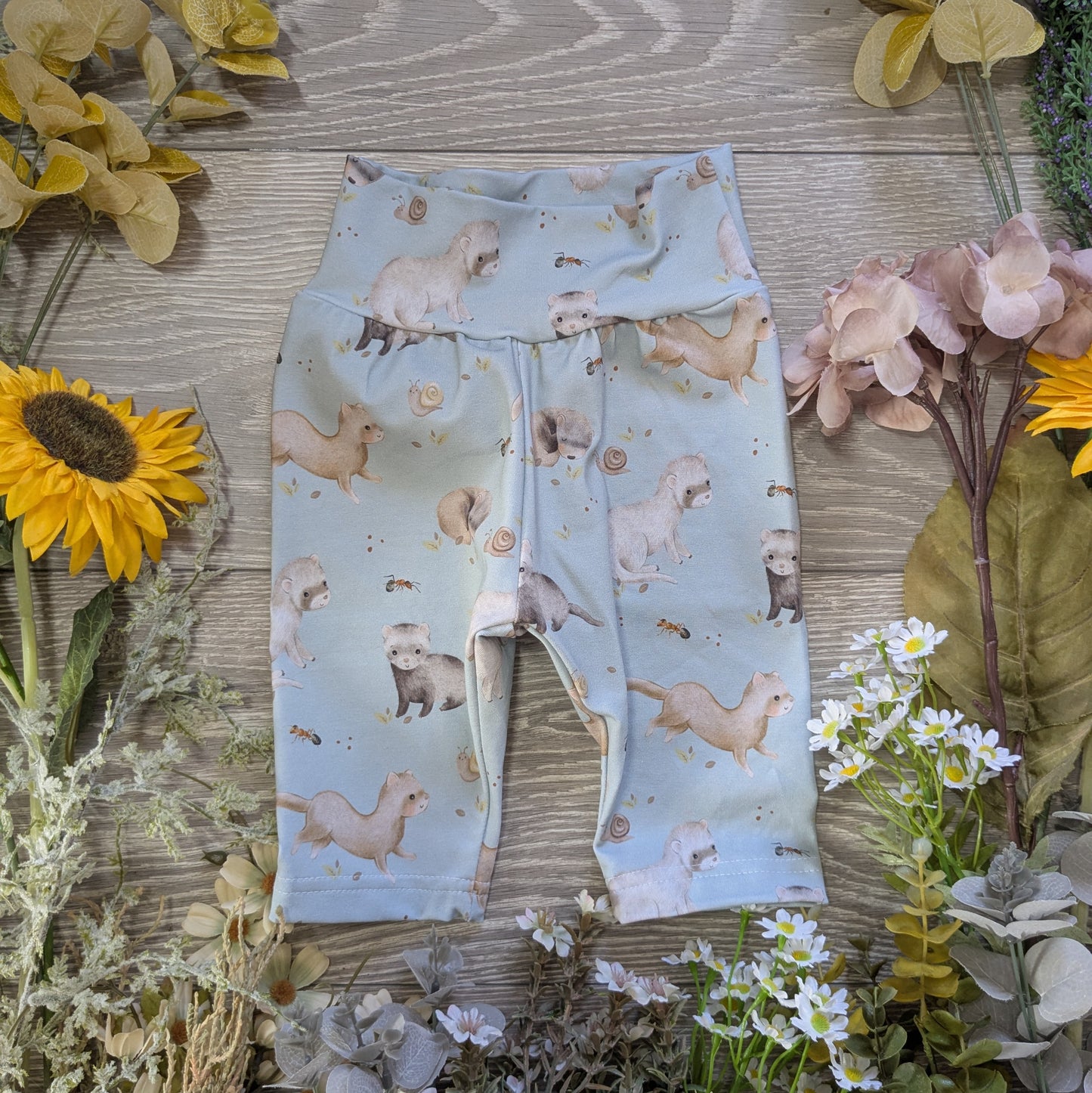 Premade - shorts all sizes - Sunshine and Raebows