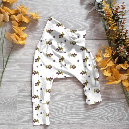 Blackberries Willow pants/shorts (gusset and gussetless) - Sunshine and Raebows
