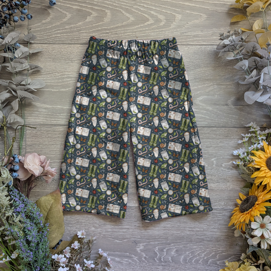 Bugs and wellington boots Audrey trouser.