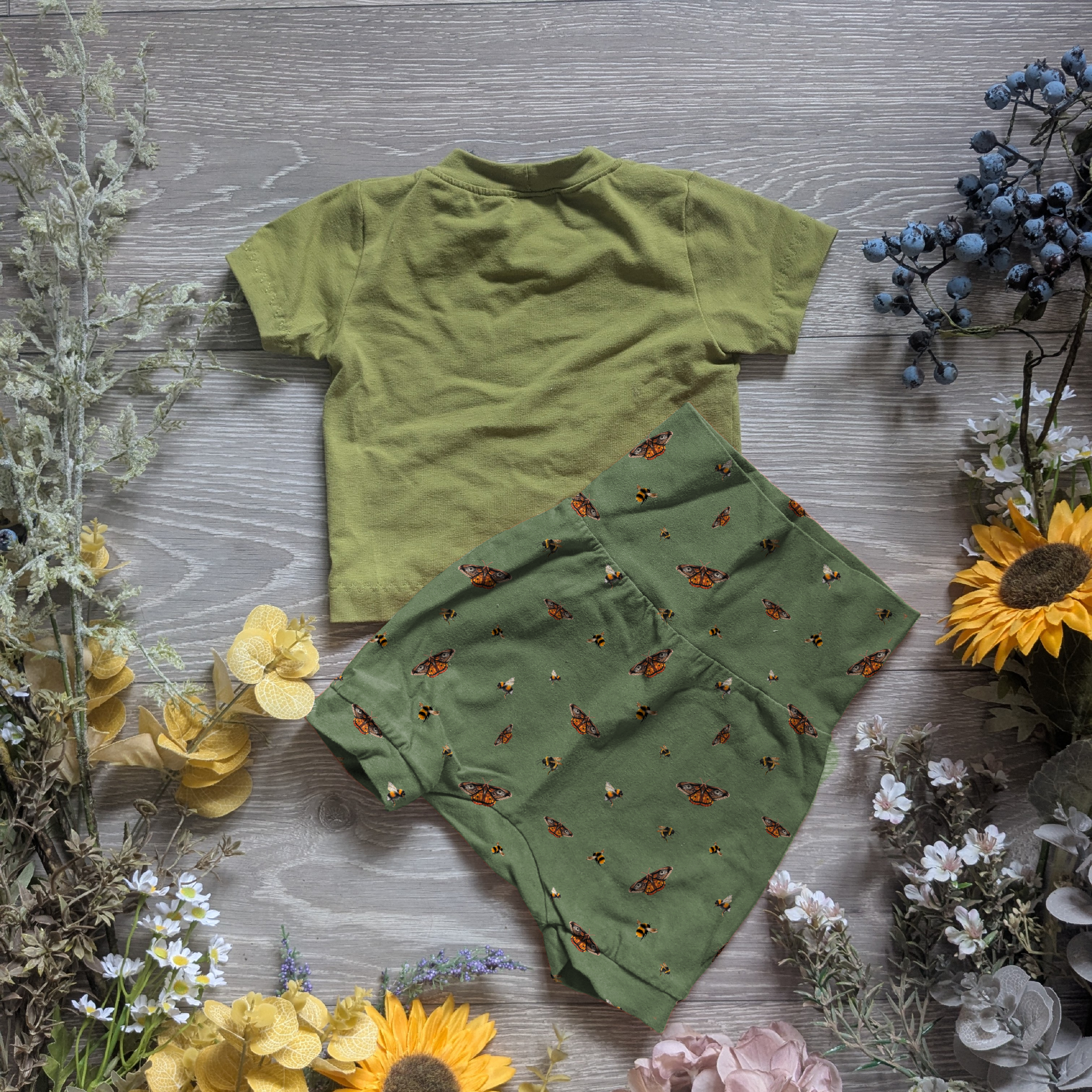 Butterbee  Willow pants/shorts (gusset and gussetless) - Sunshine and Raebows