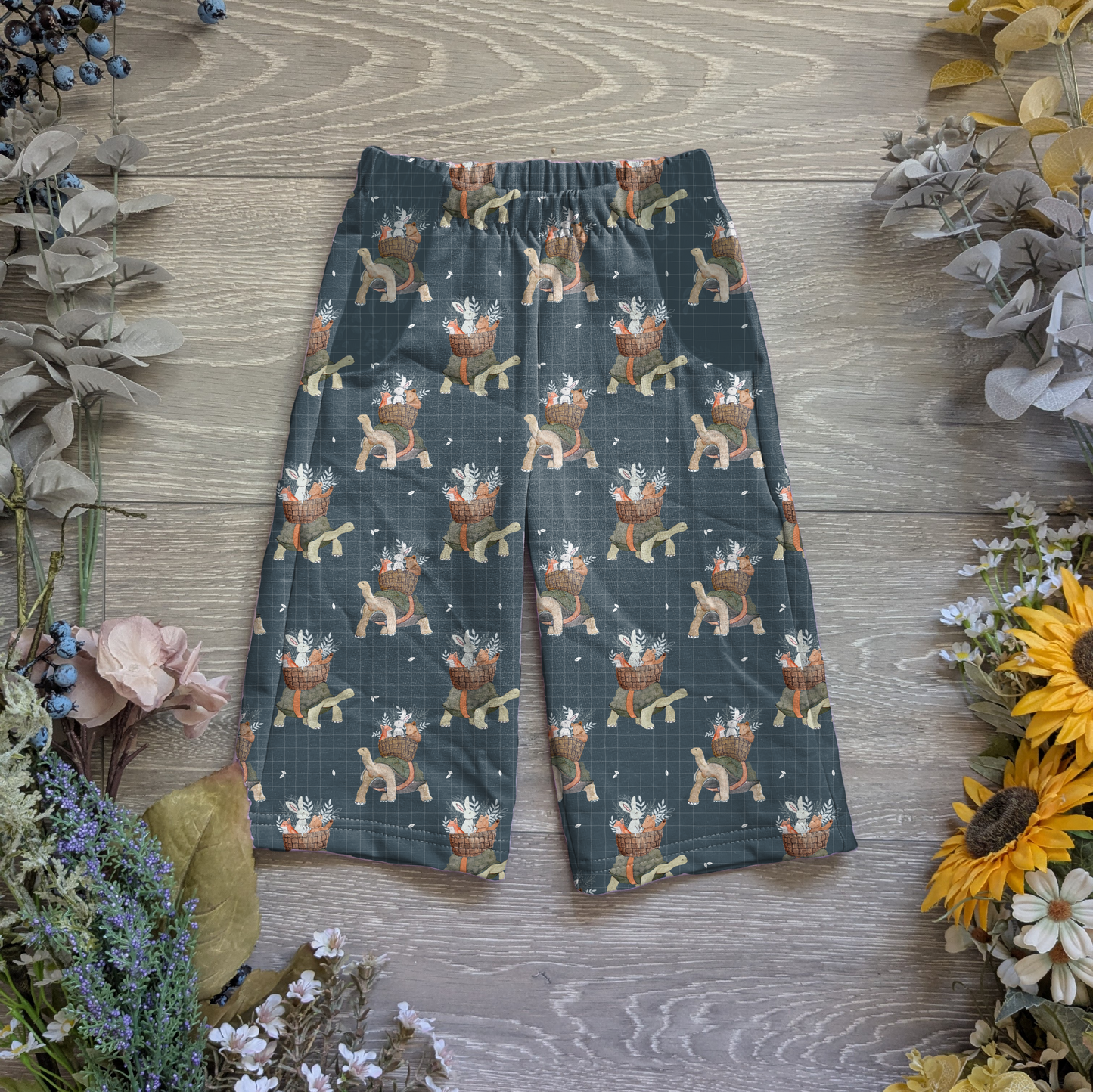 A slow spring morning Audrey trouser.