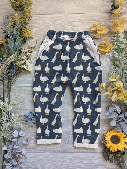 Waddle ducks Vintage trousers with elastic in band