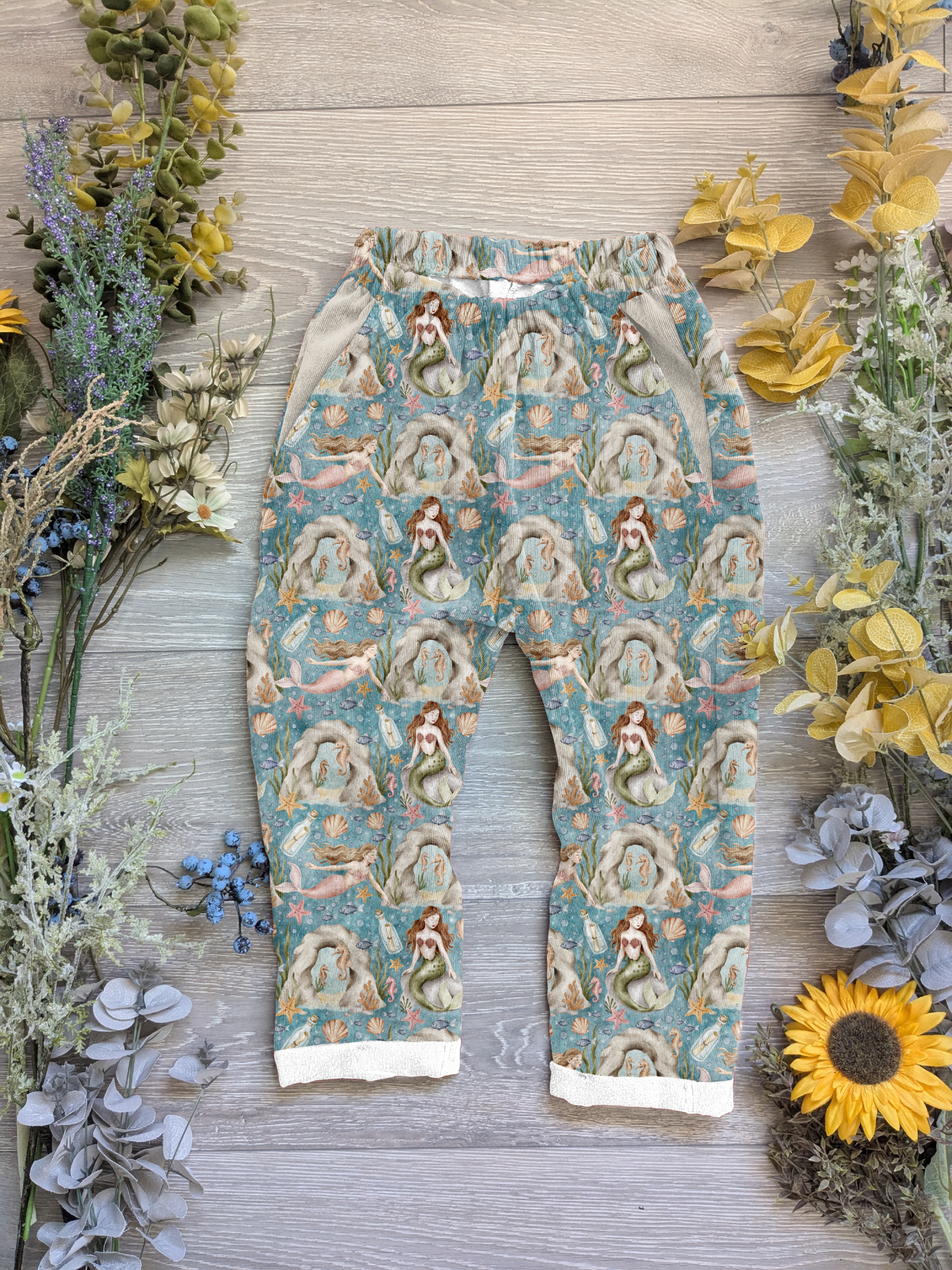 Shellcove Vintage trousers with elastic in band - Sunshine and Raebows
