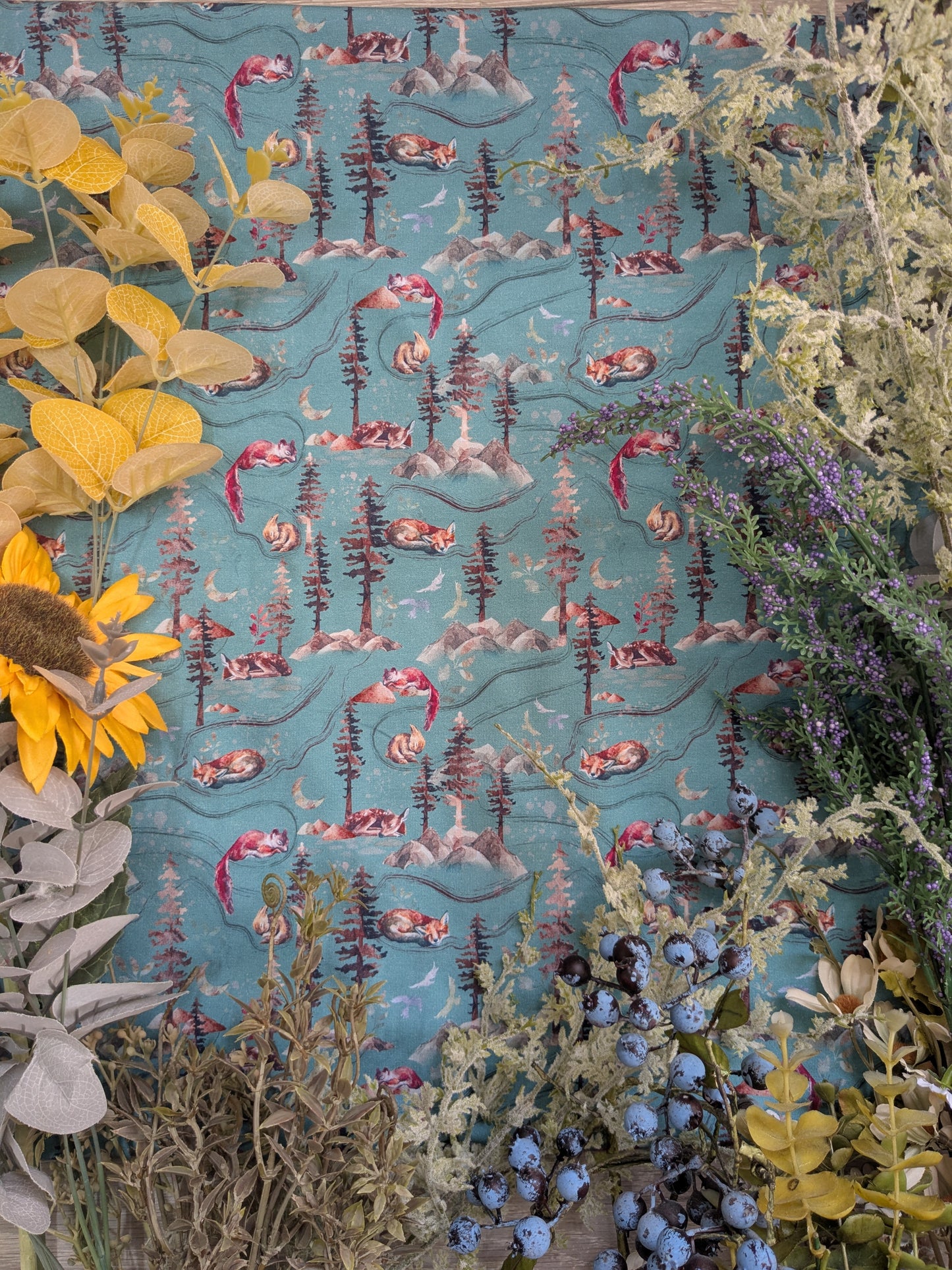 In stock - sleeping animals blue