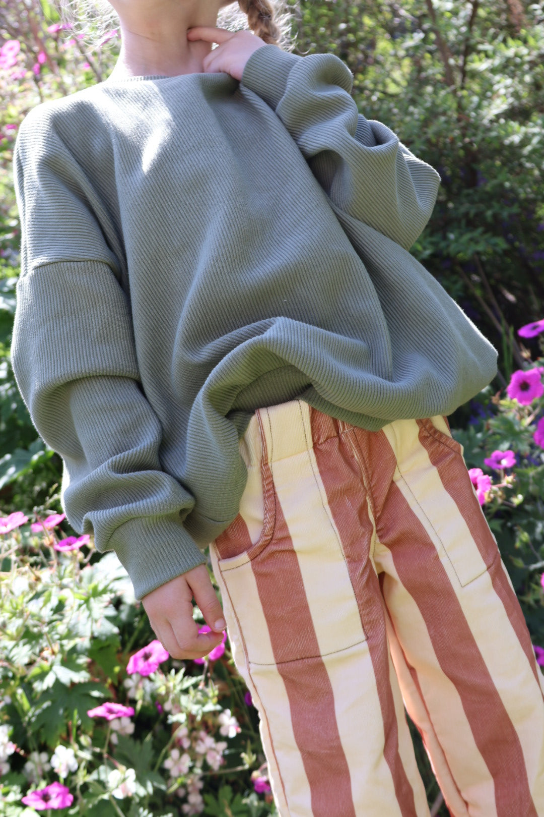 Halloween Oversized sweater/hoodie - Sunshine and Raebows