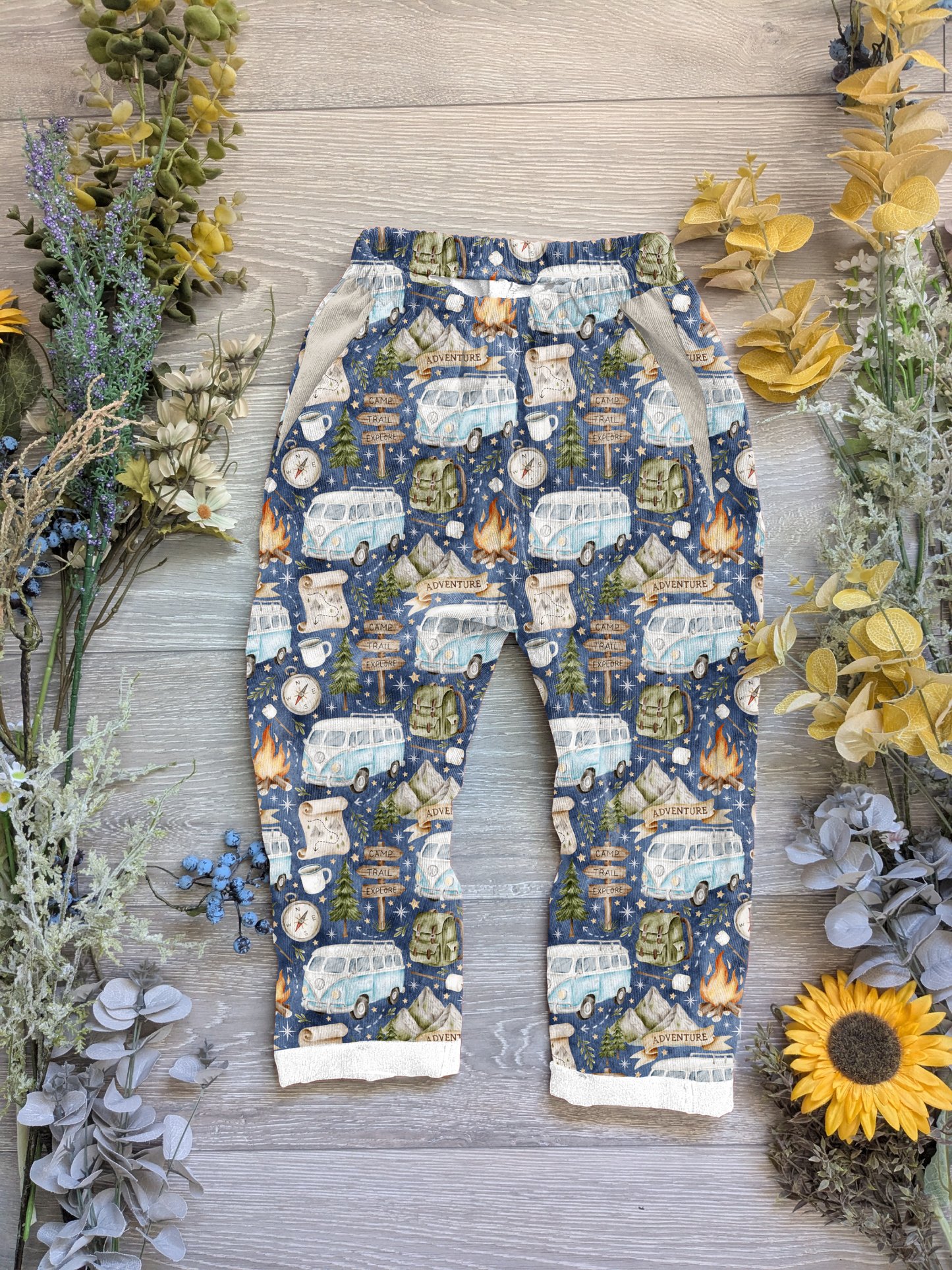 Autumn Vintage trousers with elastic in band