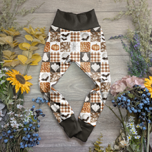 Load image into Gallery viewer, Pumpkin patch Winnie Leggings - Sunshine and Raebows
